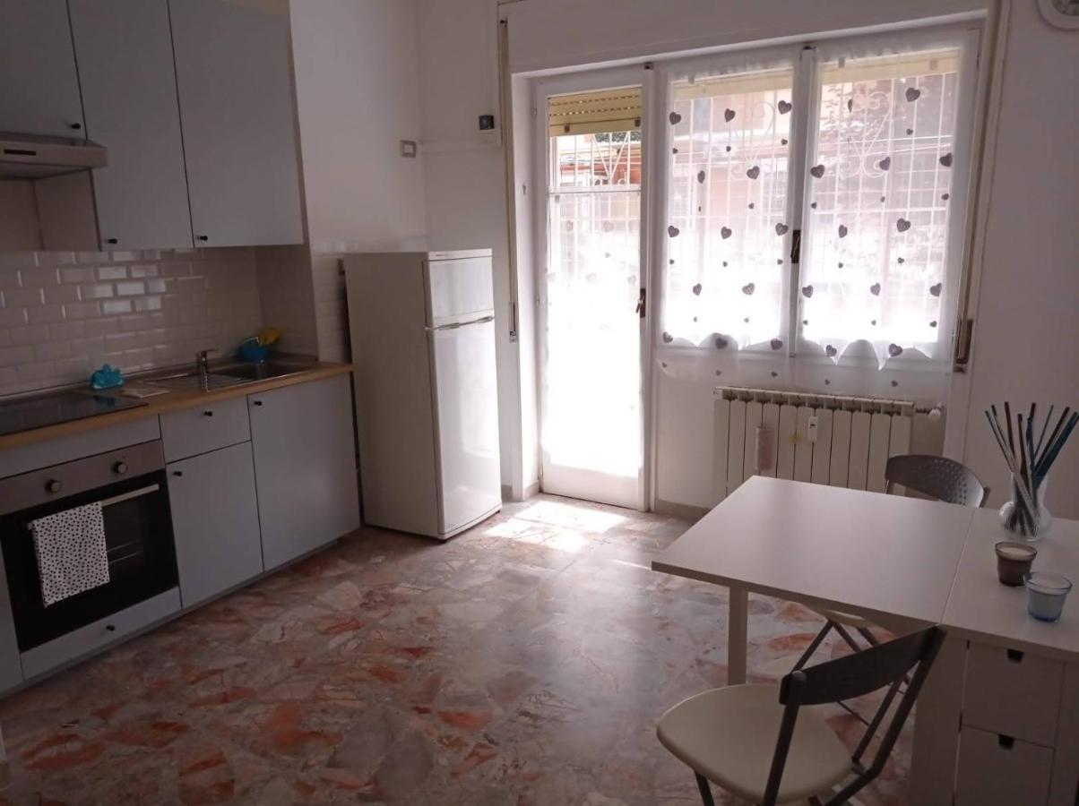 Ostia Beach Cryptohouse Екстериор снимка